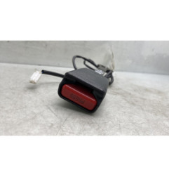 Attache ceinture avant droit NISSAN NOTE 2