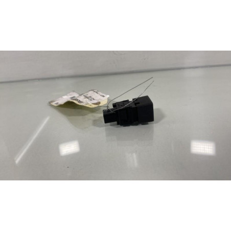 Bouton de warning NISSAN NOTE 2