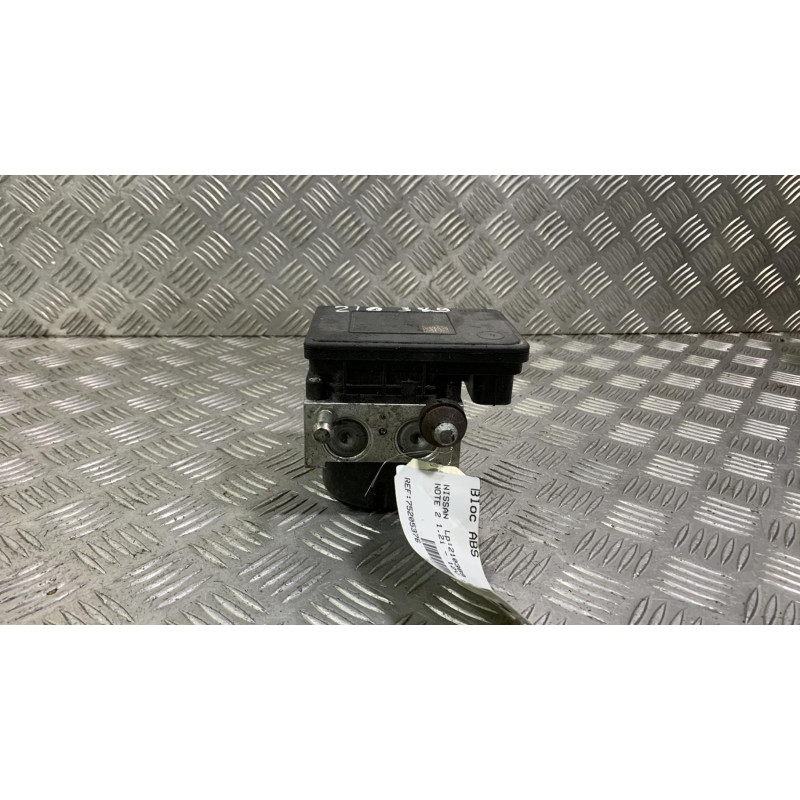 Bloc ABS (freins anti-blocage) NISSAN NOTE 2 Photo n°3