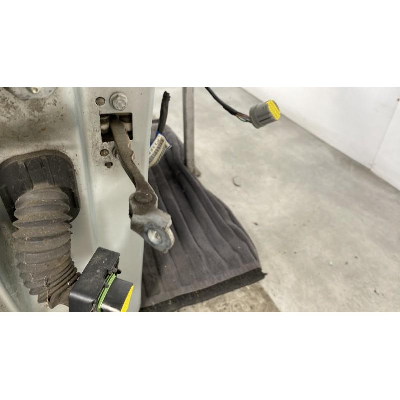 Porte avant droit RENAULT LAGUNA 2 Photo n°5