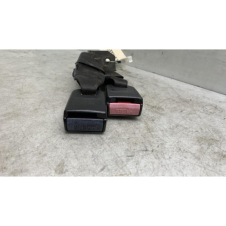 Attache ceinture arriere droit NISSAN QASHQAI 1 Photo n°1