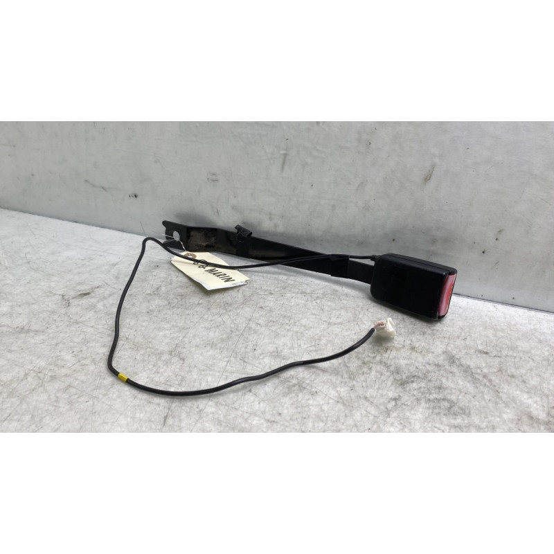 Attache ceinture avant droit NISSAN QASHQAI 1 Photo n°2