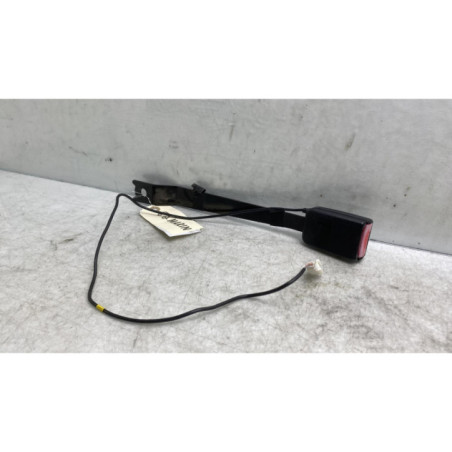 Attache ceinture avant droit NISSAN QASHQAI 1