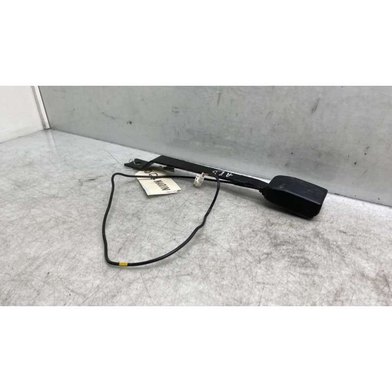 Attache ceinture avant droit NISSAN QASHQAI 1 Photo n°3