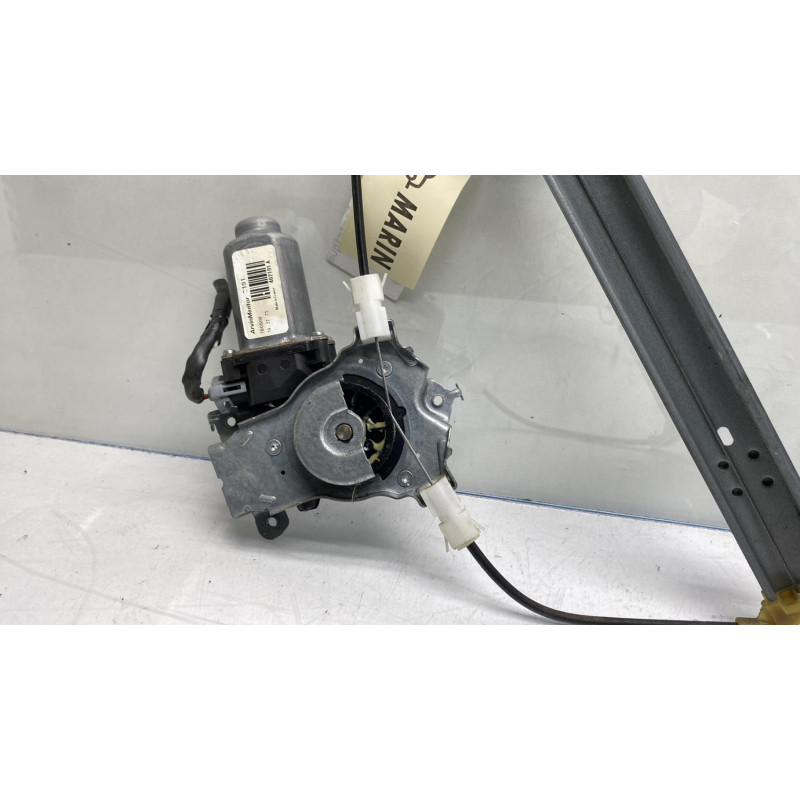 Leve vitre electrique arriere gauche NISSAN QASHQAI 1 Photo n°3