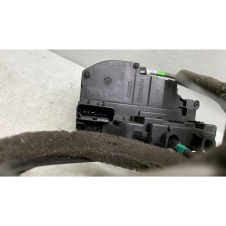 Serrure arriere droit NISSAN QASHQAI 1
