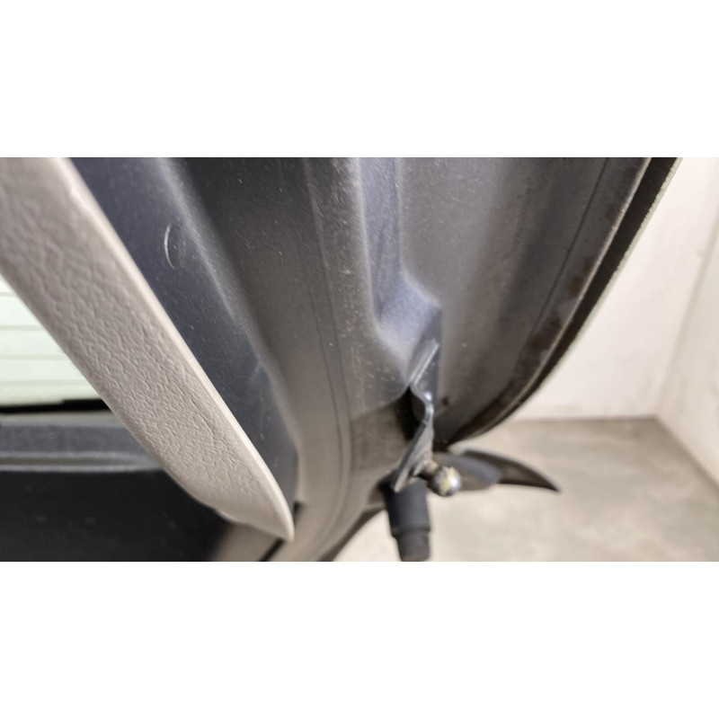 Malle/Hayon arriere PEUGEOT 207 Photo n°13
