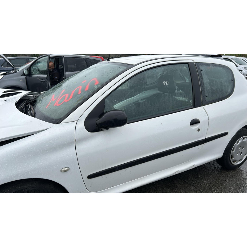 Pretensionneur de ceinture avant droit PEUGEOT 206 Photo n°9
