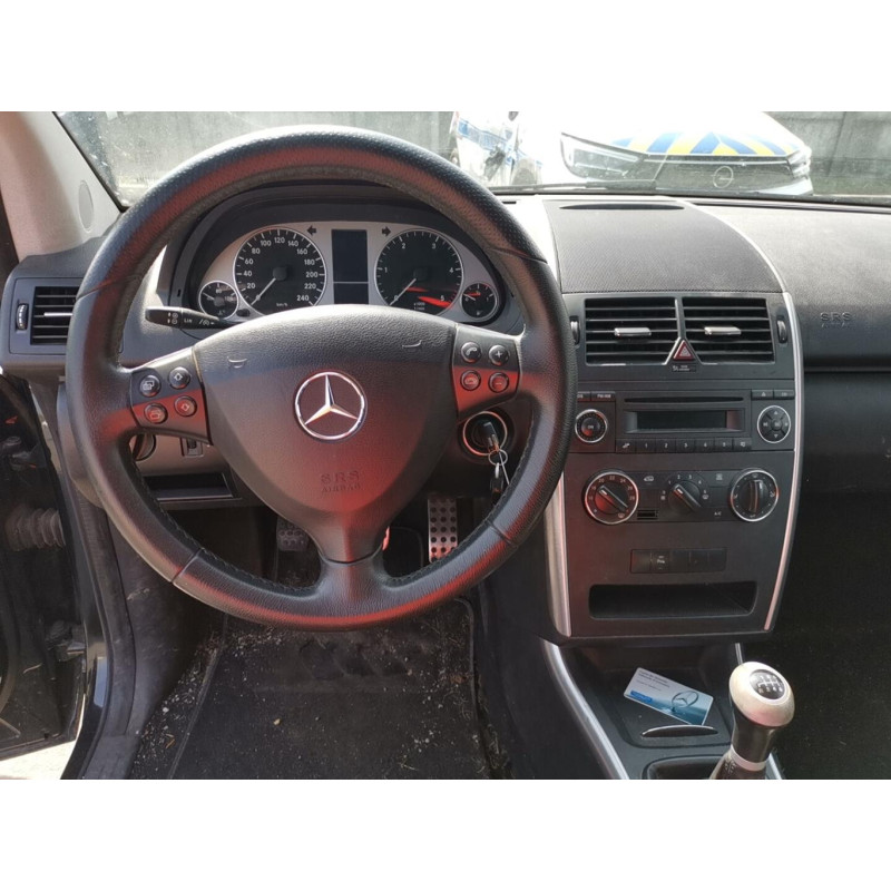 Porte avant gauche MERCEDES CLASSE A 169 Photo n°19