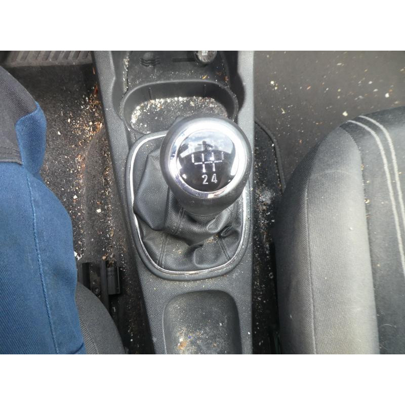 Alternateur OPEL CORSA D Photo n°6
