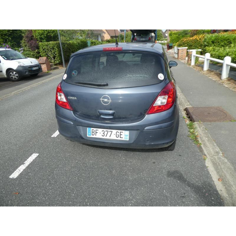 Alternateur OPEL CORSA D Photo n°11