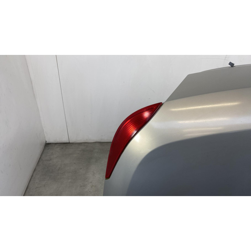 Malle/Hayon arriere OPEL ASTRA H Photo n°6