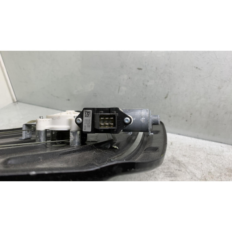 Leve vitre electrique arriere droit OPEL ASTRA H Photo n°2