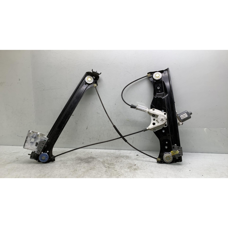 Leve vitre electrique avant gauche OPEL ASTRA H Photo n°5