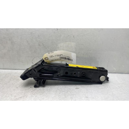 Cric FORD FOCUS 1