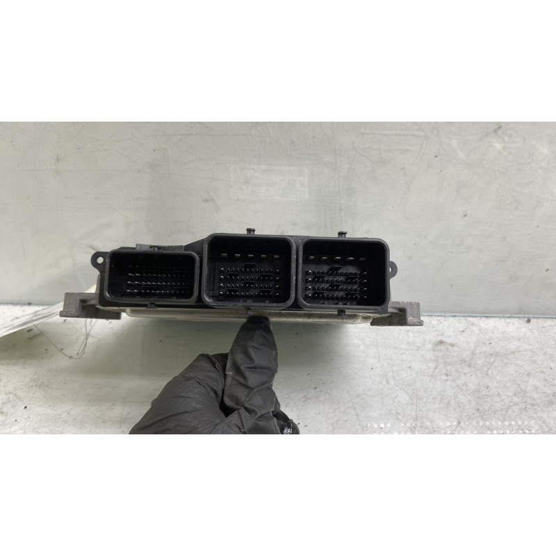 Calculateur moteur CITROEN C3 2 Photo n°2