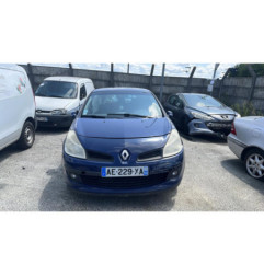 Boitier UCH RENAULT CLIO 3