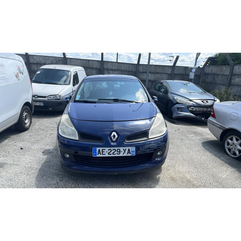 Boitier UCH RENAULT CLIO 3 Photo n°4