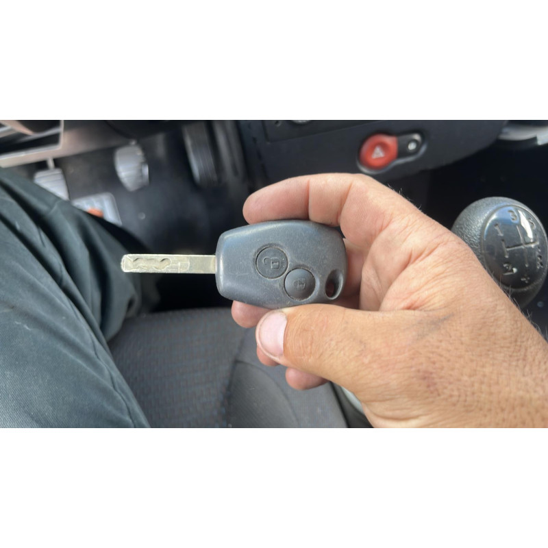 Boitier UCH RENAULT CLIO 3 Photo n°8