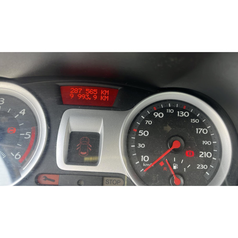 Boitier UCH RENAULT CLIO 3 Photo n°10