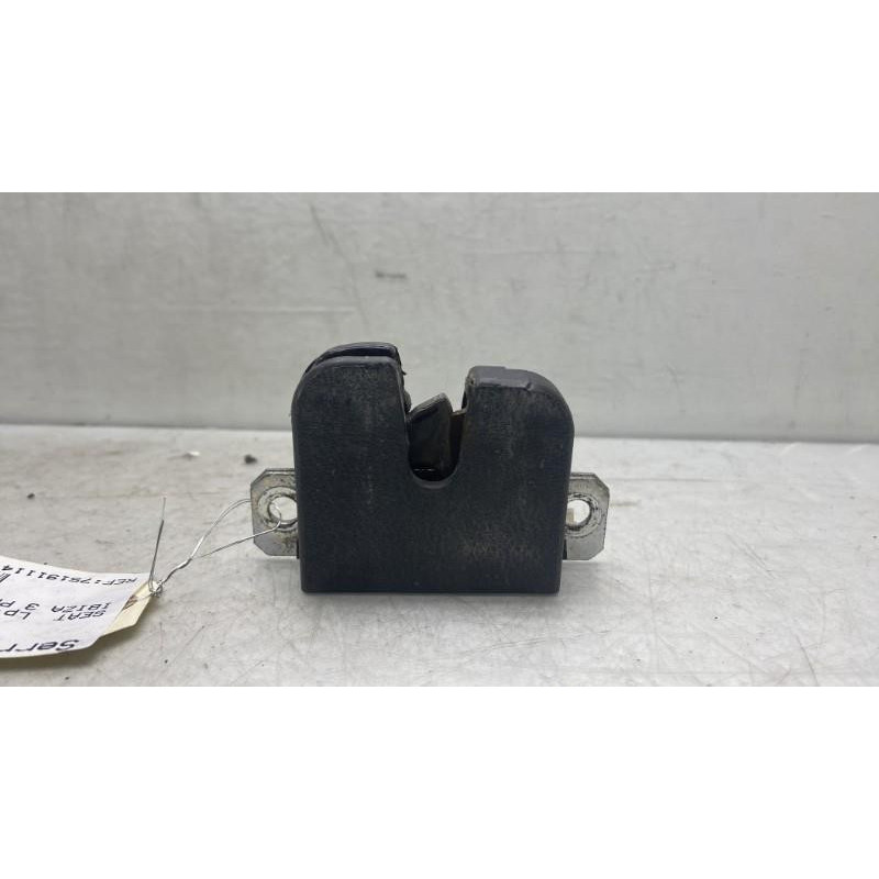 Serrure de coffre SEAT IBIZA 3 Photo n°1