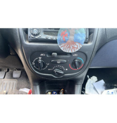 Pretensionneur de ceinture avant gauche PEUGEOT 206