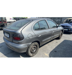 Serrure avant droit RENAULT MEGANE 1