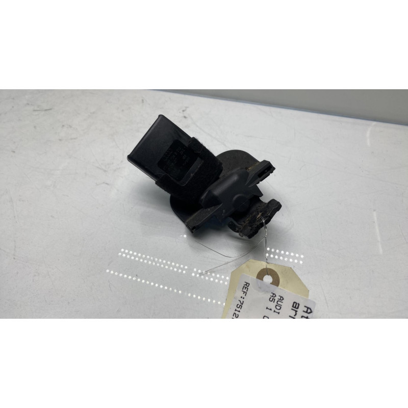 Attache ceinture arriere droit AUDI A5 1 Photo n°3