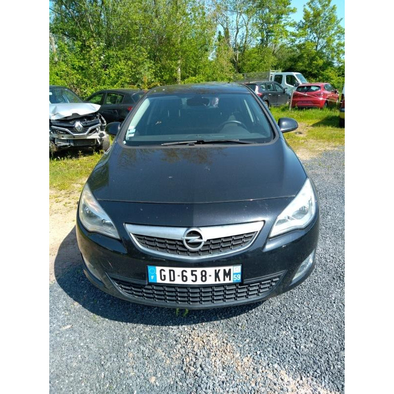 Pare boue avant gauche OPEL ASTRA J Photo n°12
