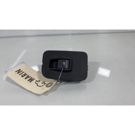Interrupteur de leve vitre avant droit FIAT FIORINO 3