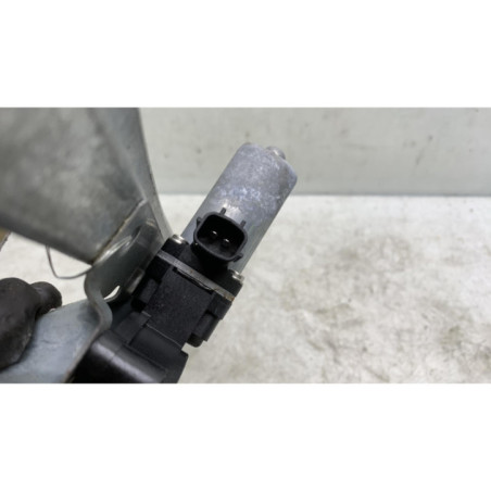 Leve vitre electrique arriere gauche RENAULT CAPTUR 1