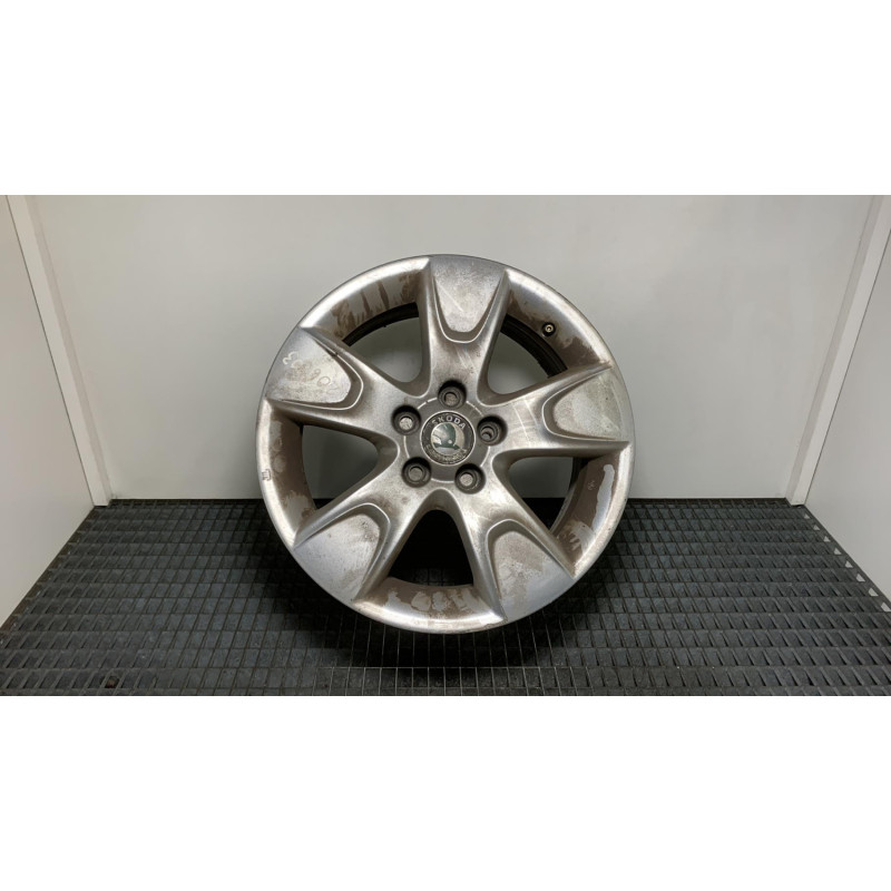 Jante SKODA ROOMSTER Photo n°3