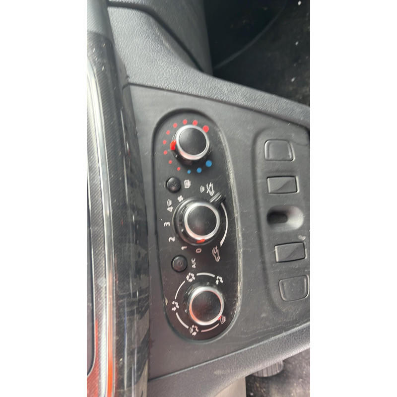 Interrupteur de leve vitre avant droit DACIA LOGAN MCV 2 Photo n°9