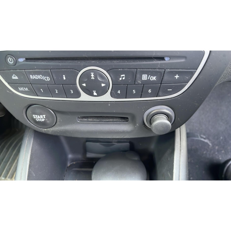 Pretensionneur de ceinture avant gauche RENAULT MEGANE 3 Photo n°9
