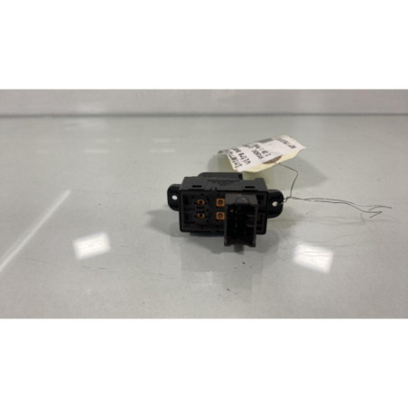 Interrupteur de leve vitre avant droit HYUNDAI I 20 1