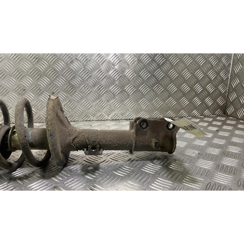 Amortisseur avant droit HYUNDAI I 20 1 Photo n°3