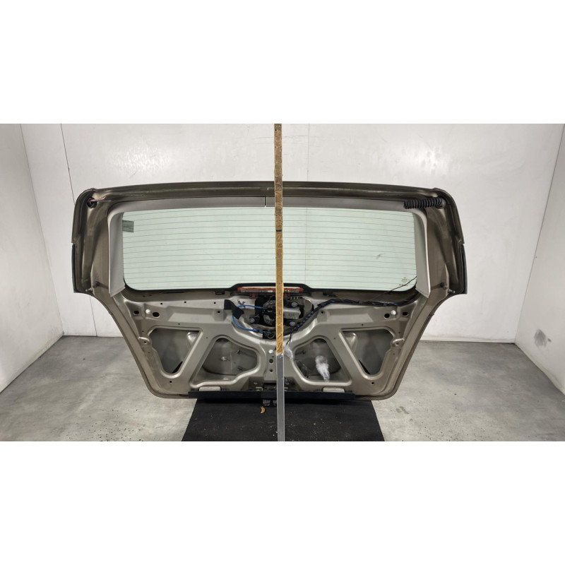 Malle/Hayon arriere MERCEDES CLASSE A 169 Photo n°8