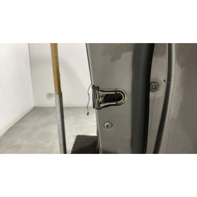 Porte avant droit MERCEDES CLASSE A 169 Photo n°8