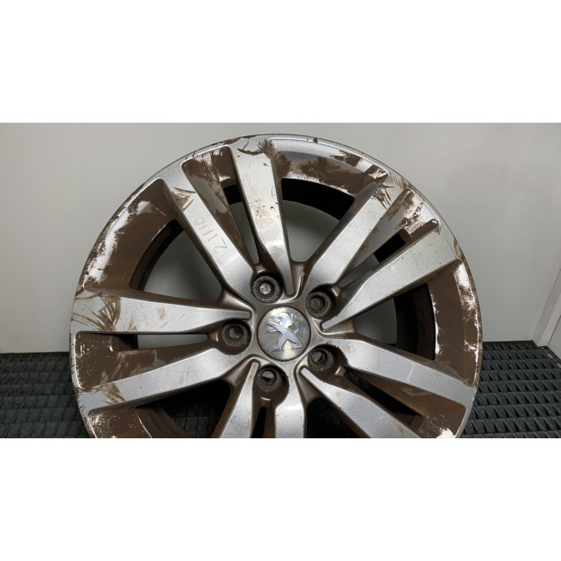 Jante PEUGEOT 308 2 SW Photo n°3