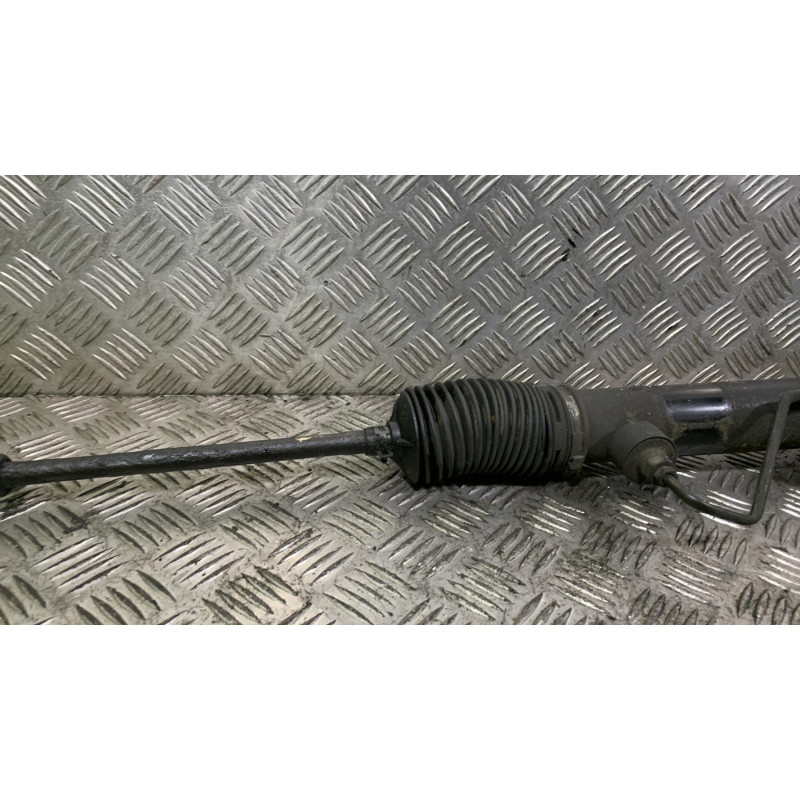 Cremaillere assistee HYUNDAI TRAJET Photo n°2