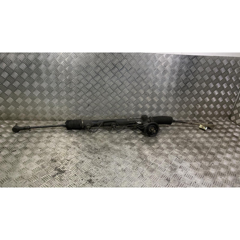 Cremaillere assistee HYUNDAI TRAJET Photo n°4