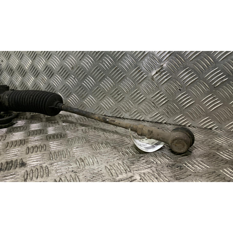 Cremaillere assistee HYUNDAI TRAJET Photo n°6