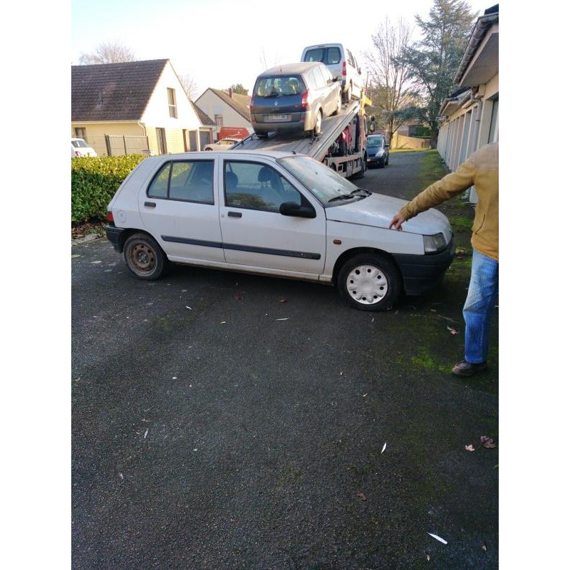Neiman RENAULT CLIO 1 Photo n°8