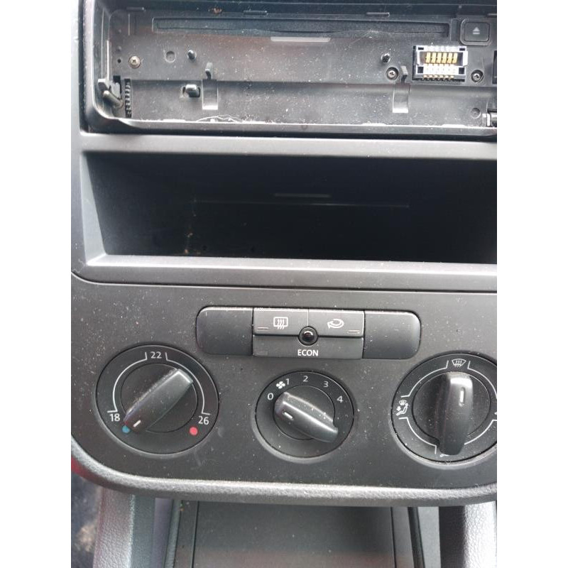 Feu arriere secondaire droit (feux) VOLKSWAGEN GOLF 5 Photo n°12