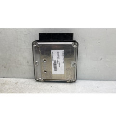 Calculateur moteur VOLKSWAGEN GOLF 5