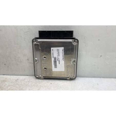 Calculateur moteur VOLKSWAGEN GOLF 5