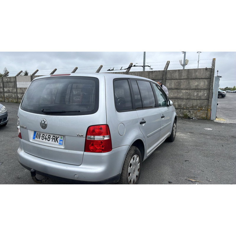 Pretensionneur de ceinture avant droit VOLKSWAGEN TOURAN 1 Photo n°14