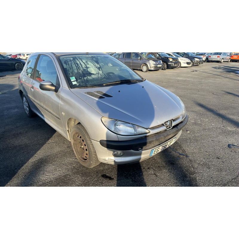 Pretensionneur de ceinture avant droit PEUGEOT 206 Photo n°14