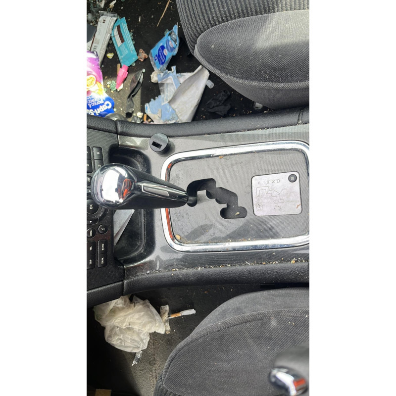 Pretensionneur de ceinture avant droit PEUGEOT 607 Photo n°9