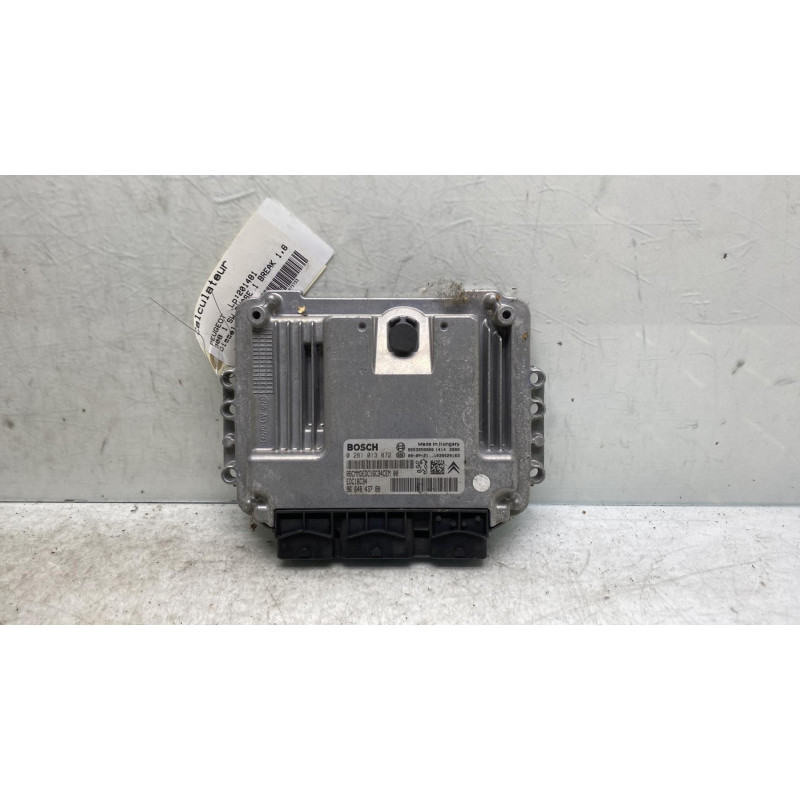 Calculateur moteur PEUGEOT 308 1 SW Photo n°4